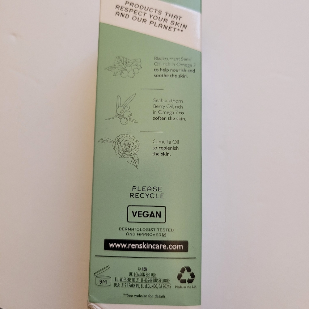 REN Clean SkincareEvercalm™ Barrier Support Antioxidant Moisturizer - Picture 6 of 9